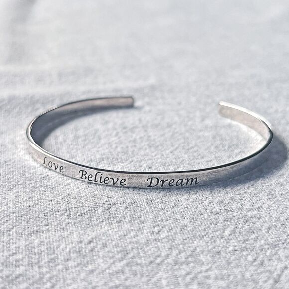 Nataliya V Collister NVC Love Believe Dream Sterling Silver 925 Cuff Bracelet - Picture 1 of 5